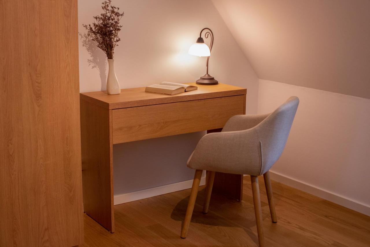 Vierseitenhof Appartements Burg  Esterno foto