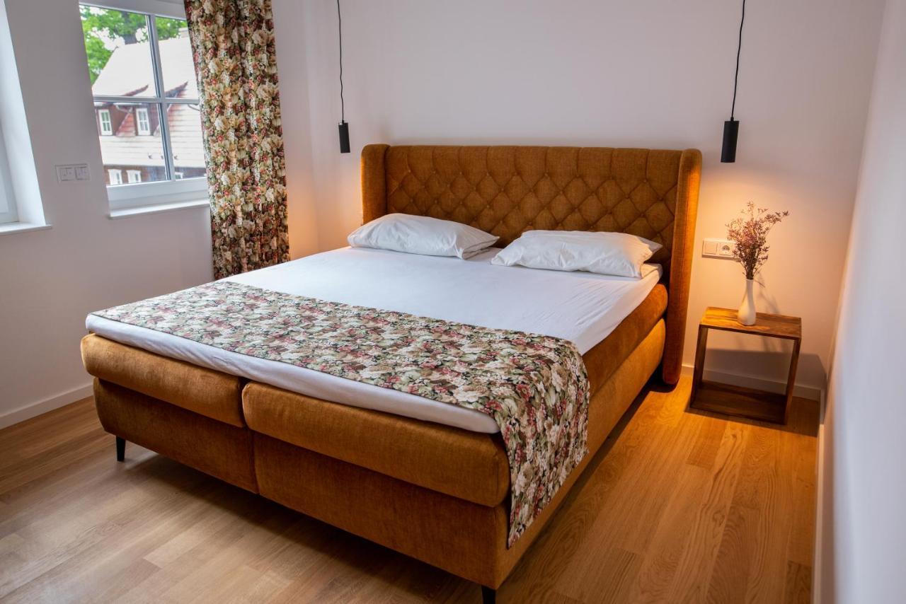 Vierseitenhof Appartements Burg  Esterno foto