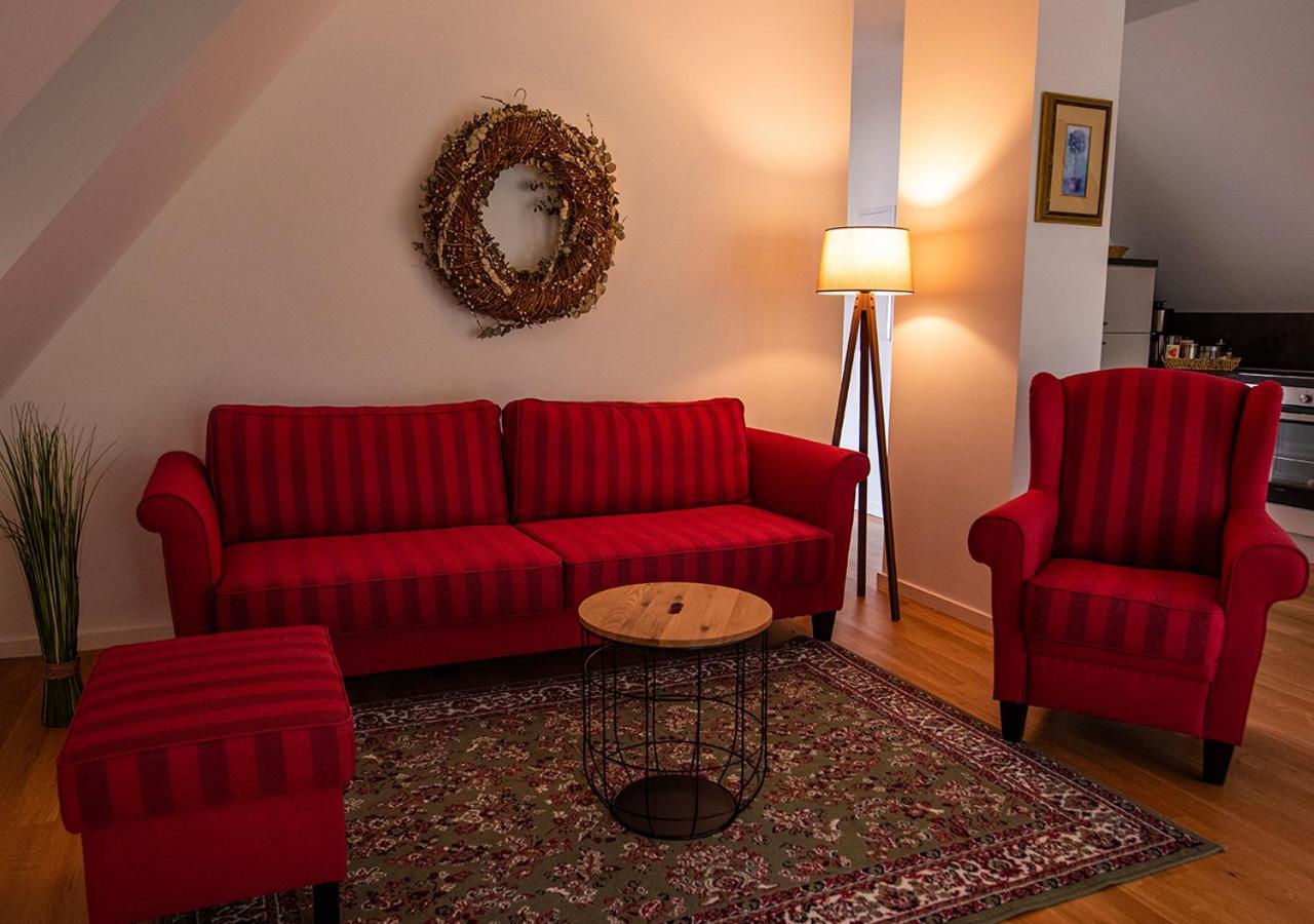 Vierseitenhof Appartements Burg  Esterno foto