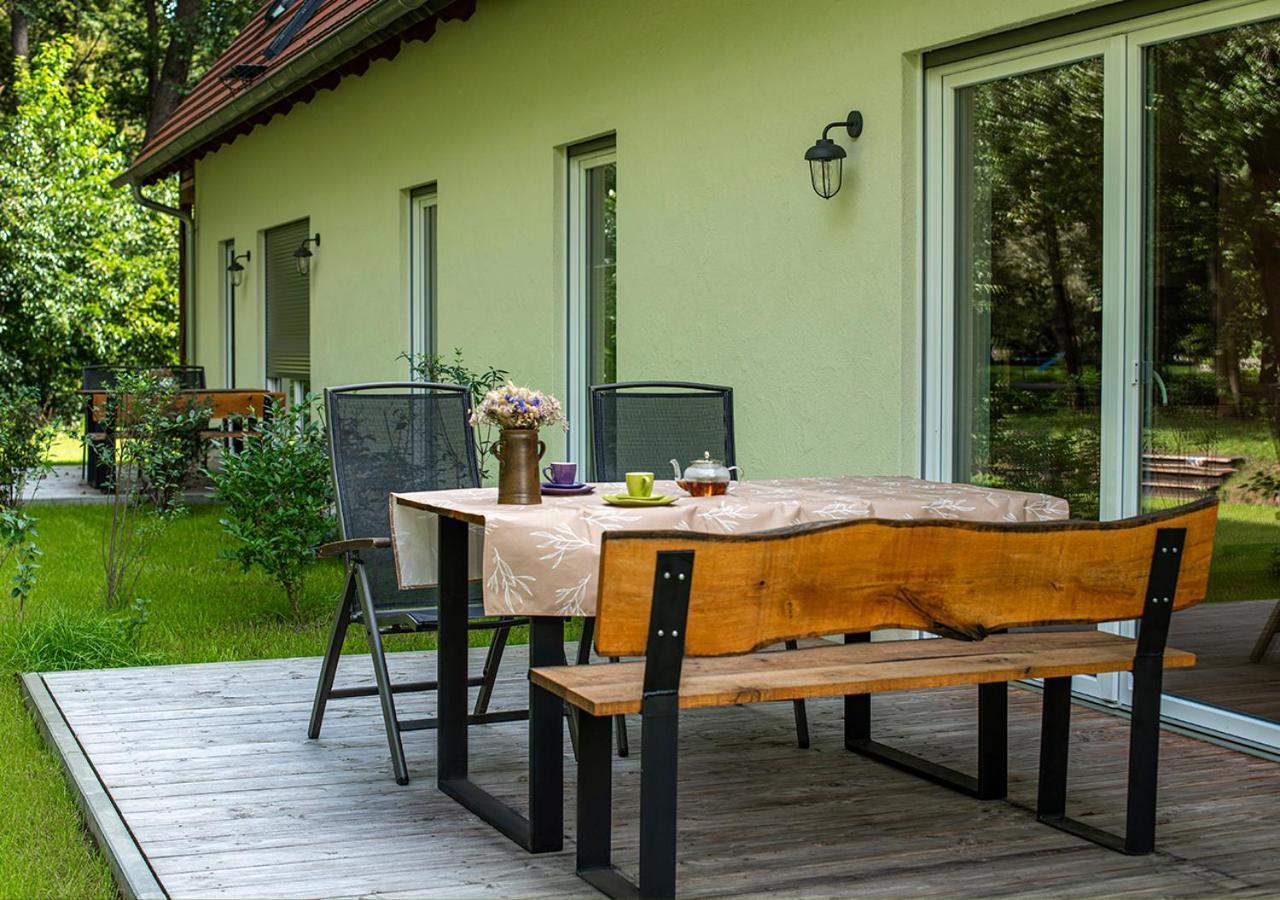 Vierseitenhof Appartements Burg  Esterno foto