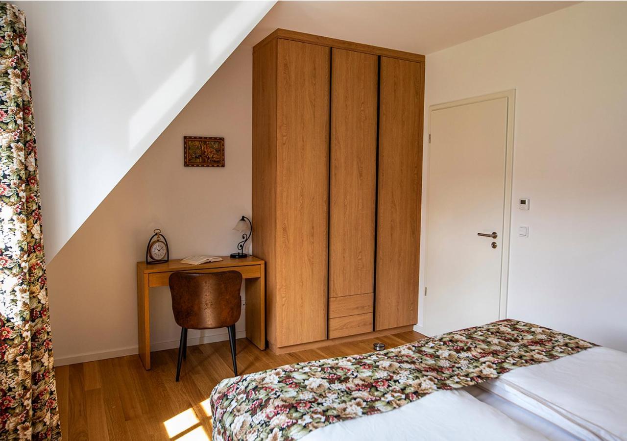 Vierseitenhof Appartements Burg  Esterno foto