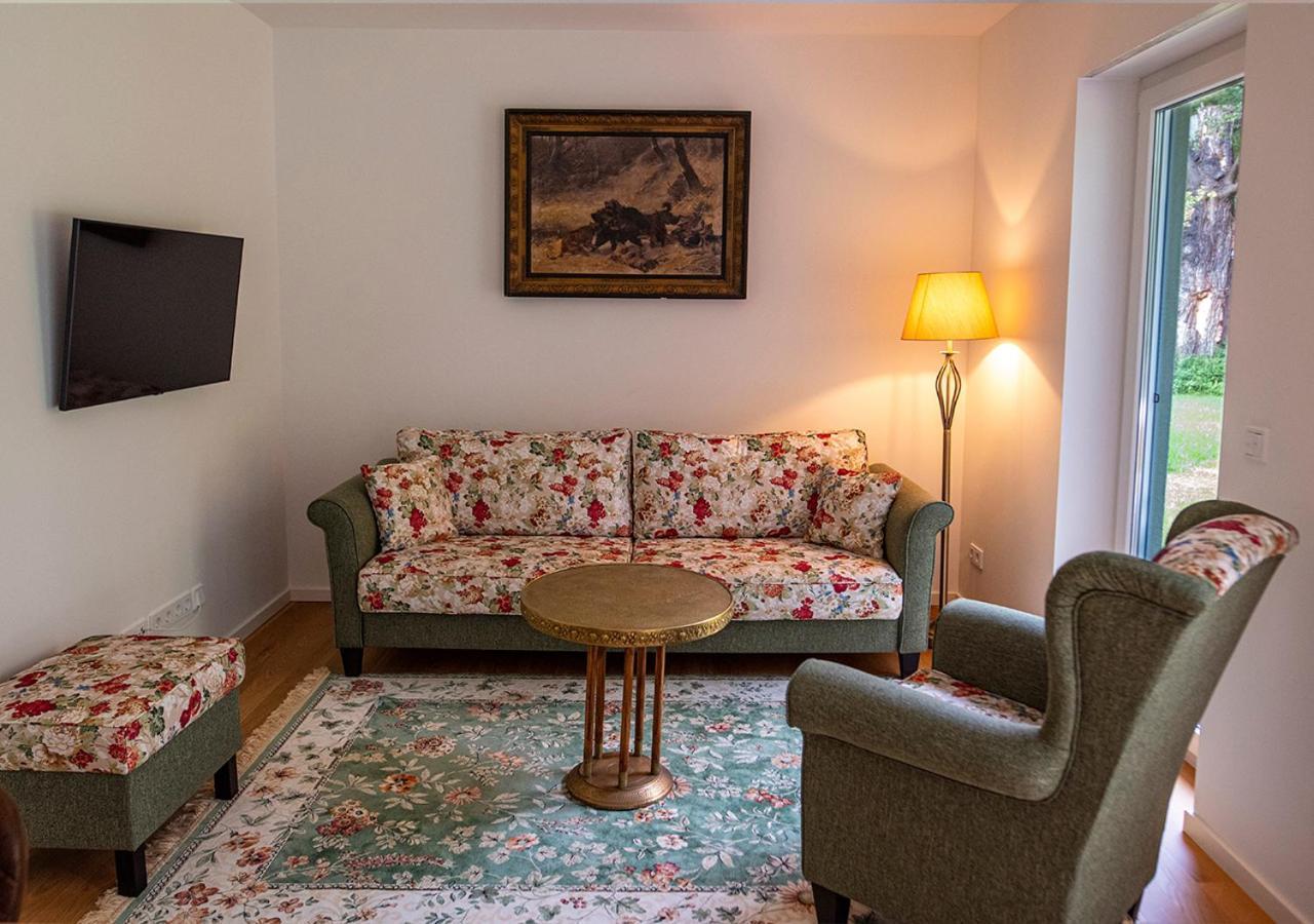 Vierseitenhof Appartements Burg  Esterno foto