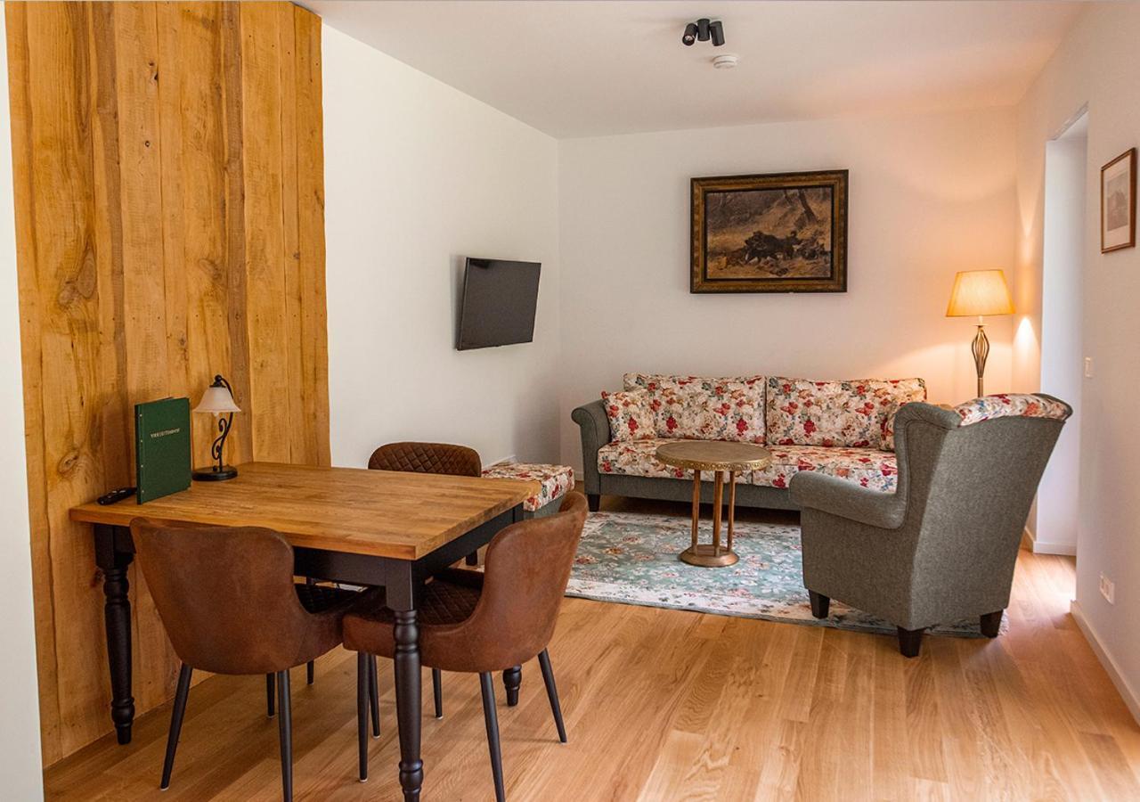 Vierseitenhof Appartements Burg  Esterno foto