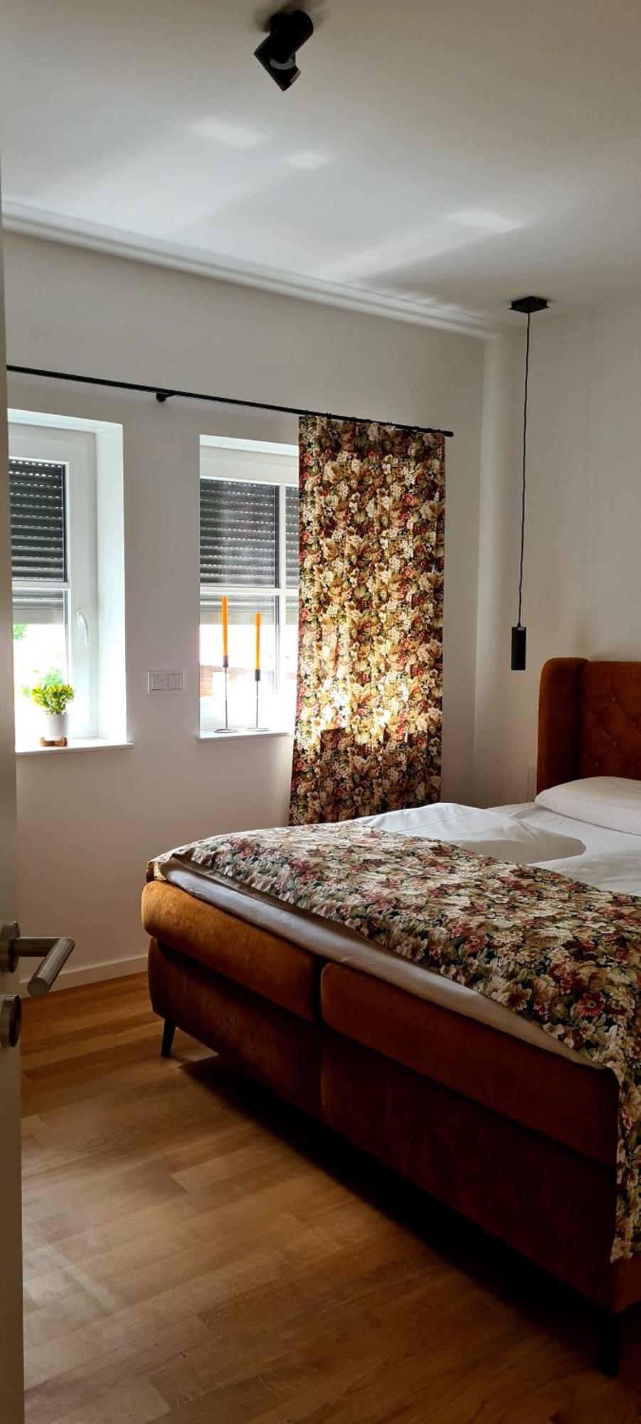 Vierseitenhof Appartements Burg  Camera foto