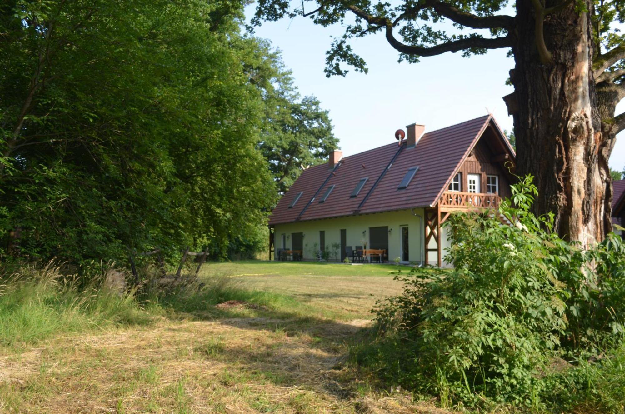 Vierseitenhof Appartements Burg  Esterno foto